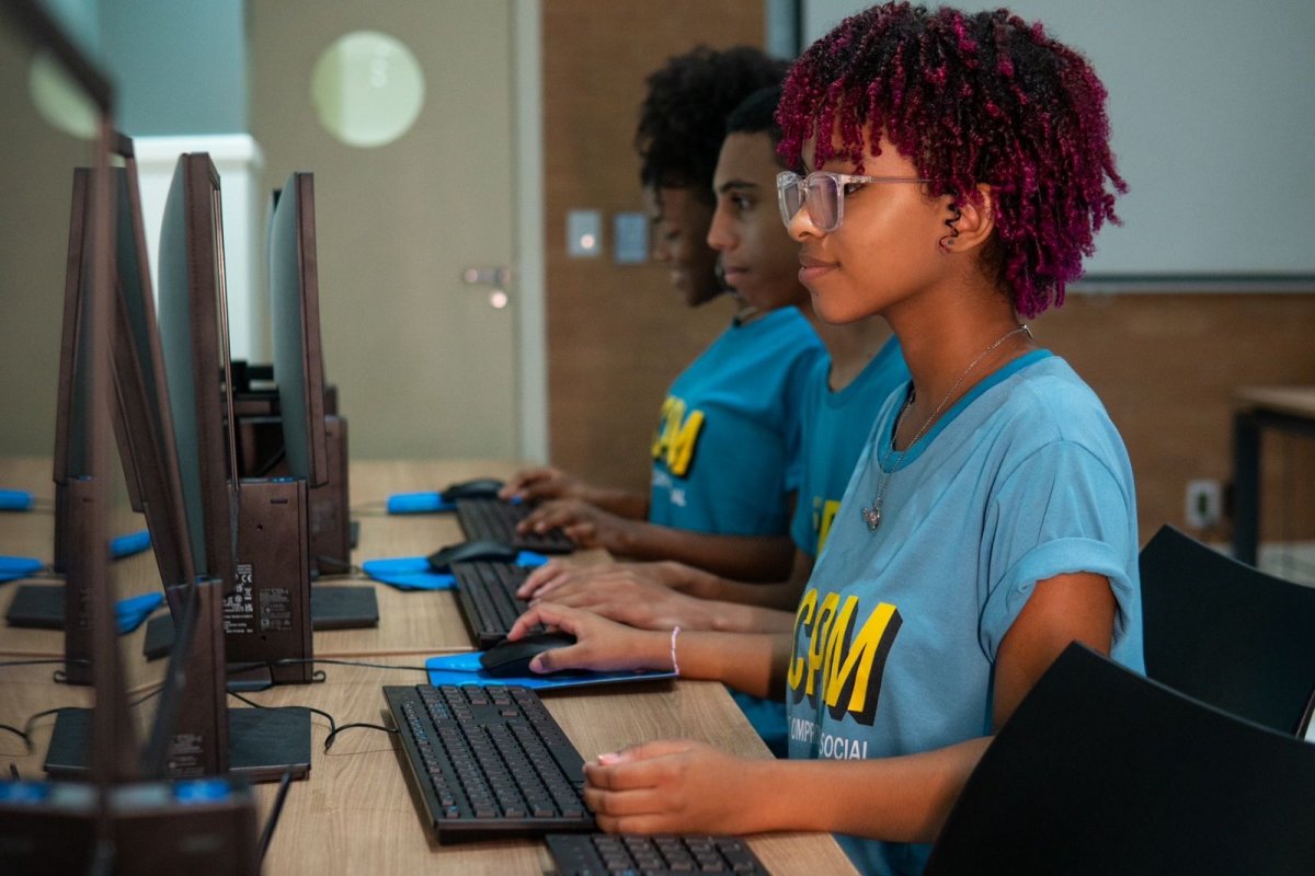 Corrente do bem: Instituto oferece mais de 200 vagas de cursos gratuitos para jovens!