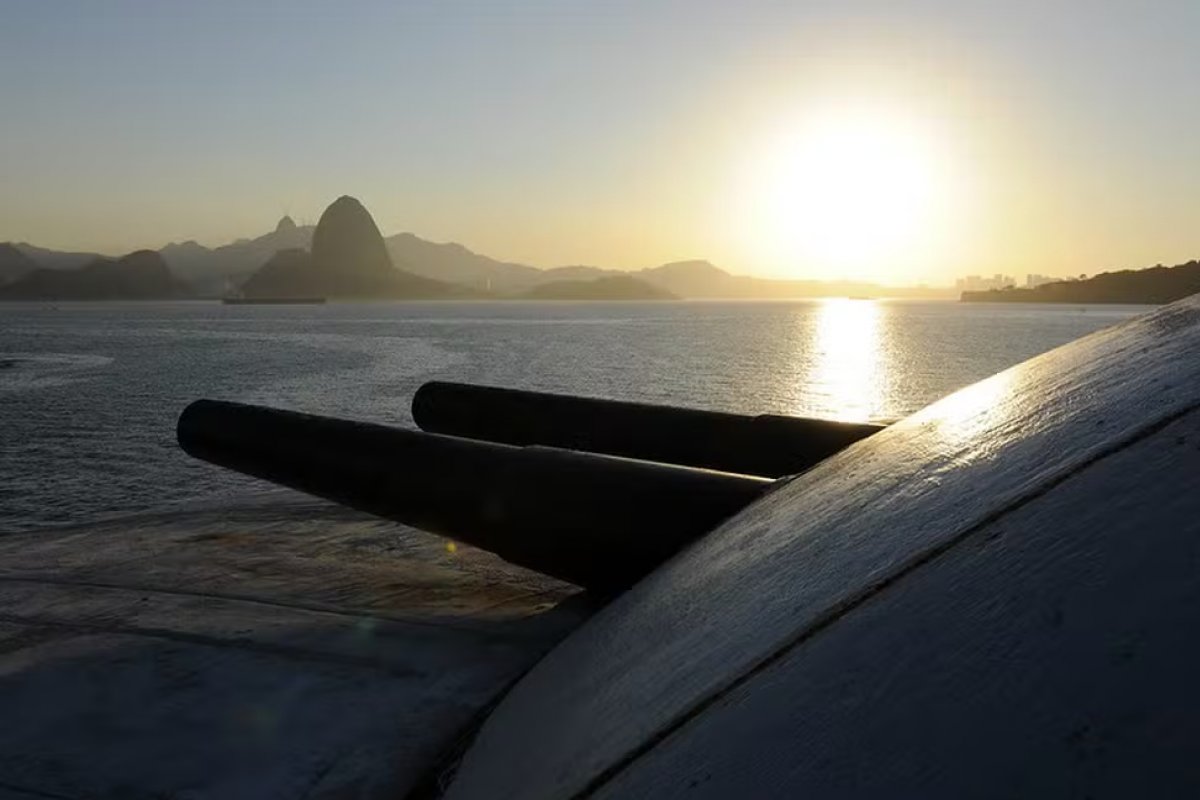 Marinha defende ampla discussão sobre a PEC das Praias