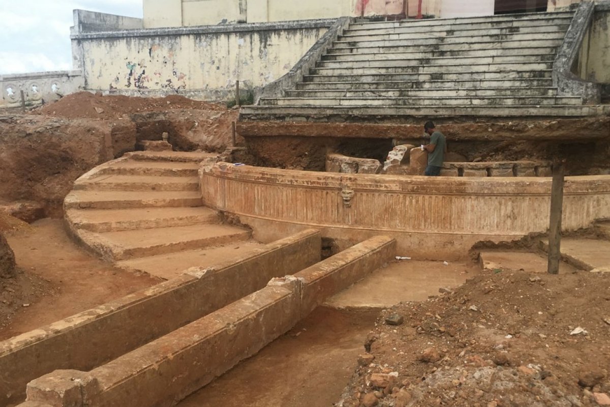 Estrutura do teatro encontrado em Salvador será reformada e aberta como concha acústica