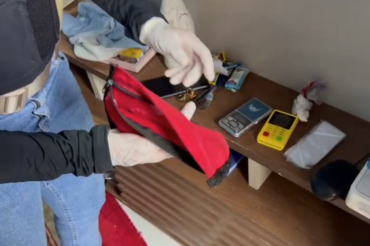 Homem investigado por incendiar carros em bairro de Salvador é preso em operação