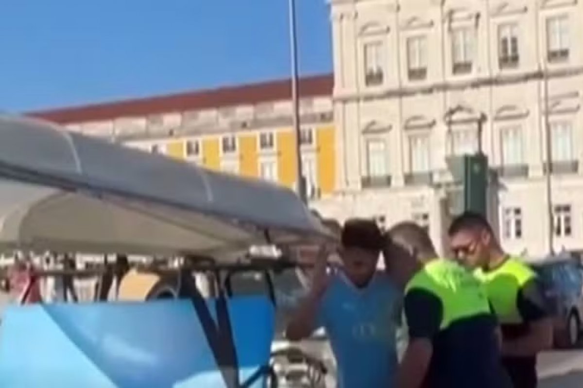 Vídeo: brasileiro é agredido por policiais enquanto trabalhava no centro de Lisboa