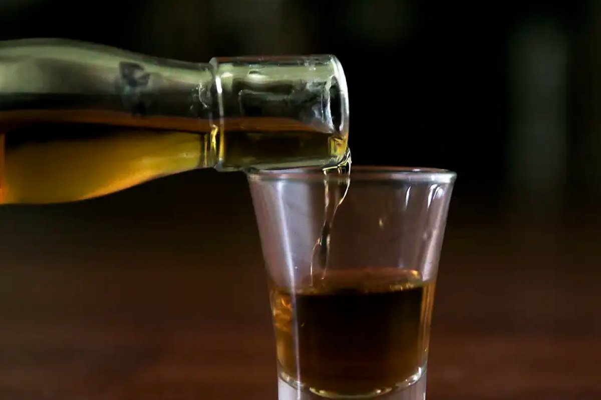 Criança de 2 anos morre após ingerir cachaça no interior da Bahia
