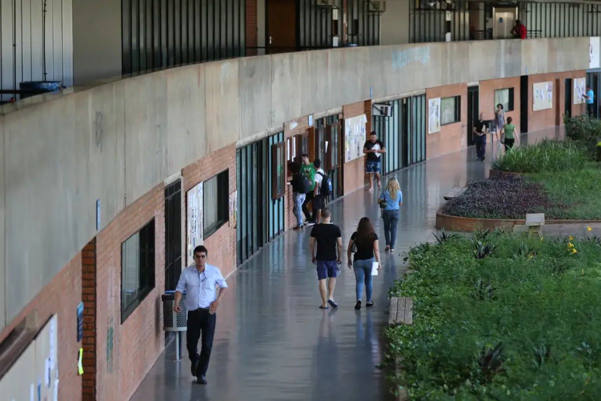 Reitores de universidades defendem aumento no orçamento e temem não conseguir fechar o ano