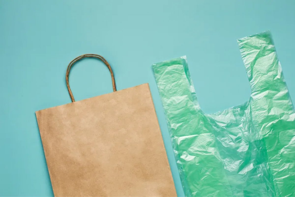 Ministério Público da Bahia recomenda suspensão de cobrança das sacolas biodegradáveis em supermercados