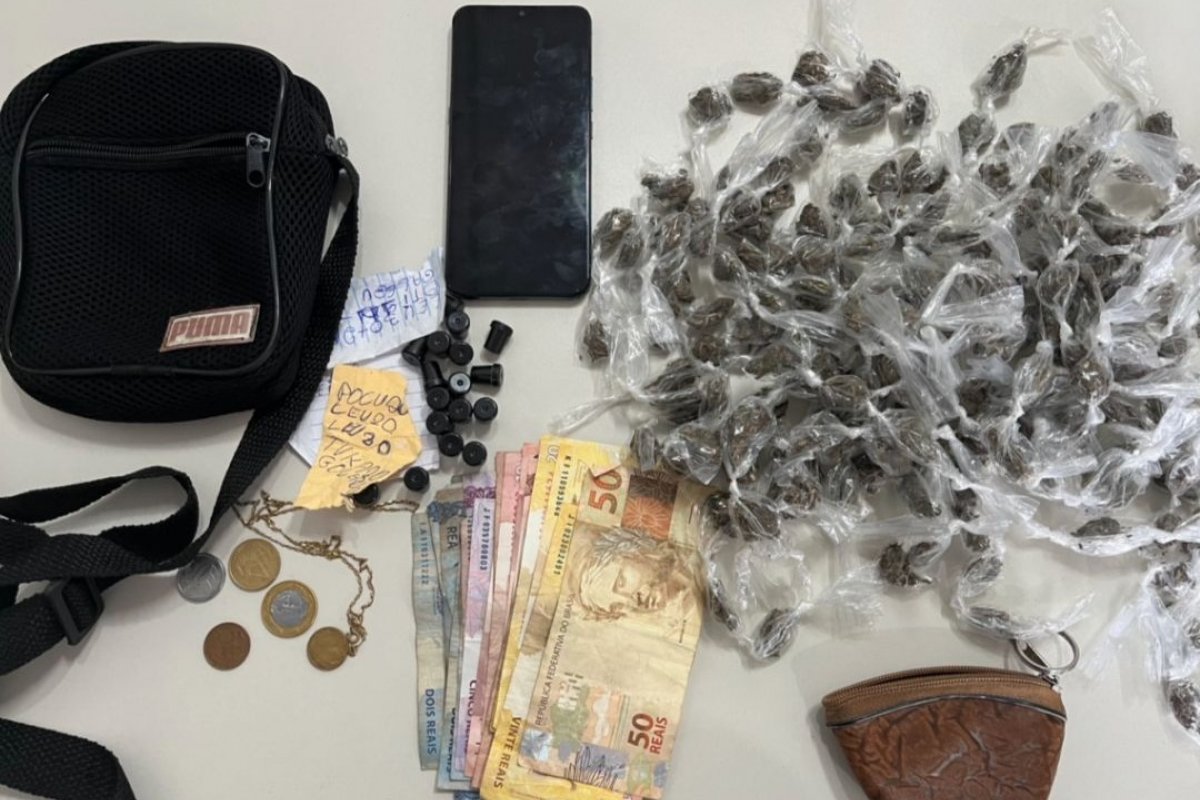 Homem suspeito de tráfico é preso pela PM no Bairro da Paz