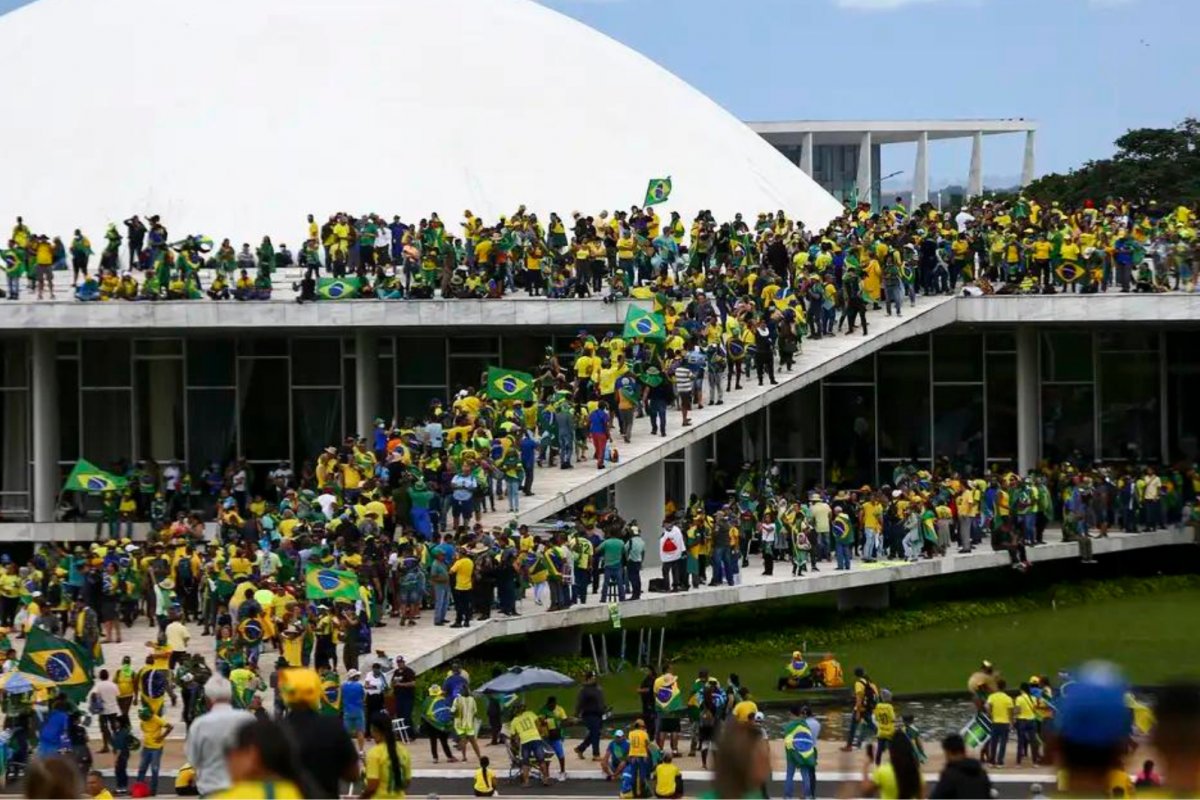 Foragidos do 8 de Janeiro pediram refúgio na Argentina, revelam investigações