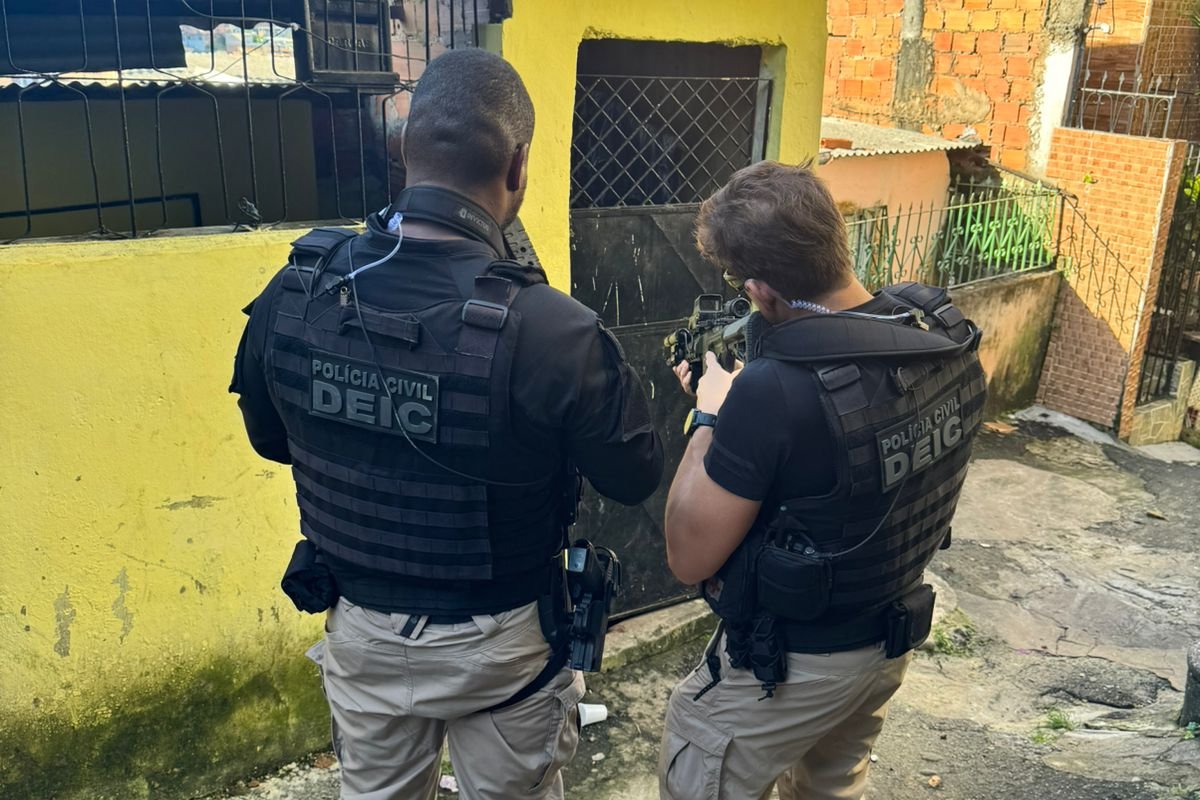 Dupla envolvida em latrocínio são mortas em confronto com a PC