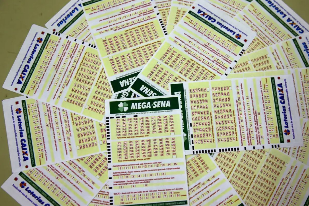 Mega-Sena sorteia neste sábado prêmio acumulado em R$ 112 milhões