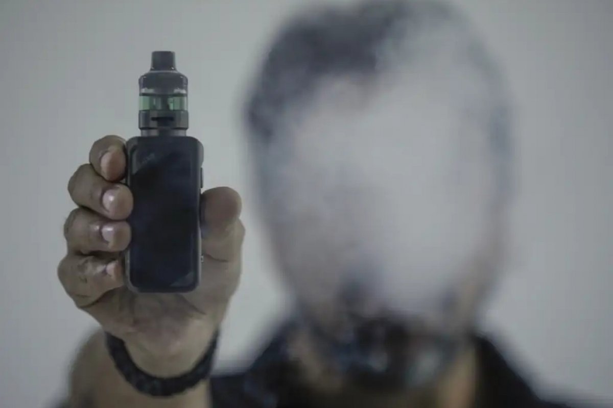 Empresas firmam acordo com MP para vedar comercialização de cigarros eletrônicos