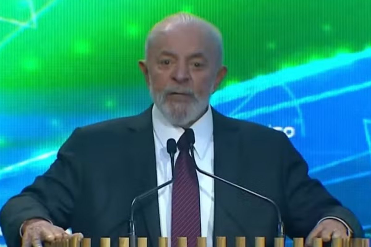 Em meio a críticas, Lula volta a defender exploração de petróleo na Margem Equatorial
