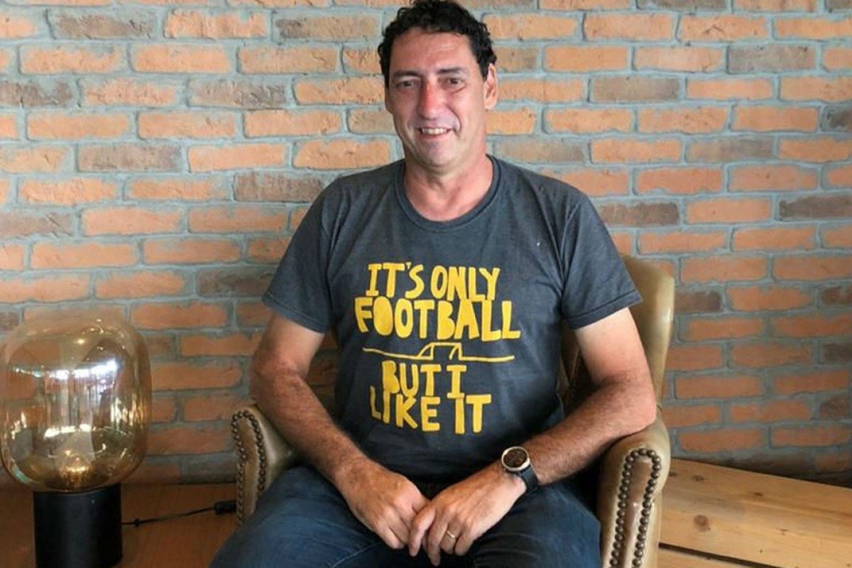 PVC assina contrato com a Rede Globo