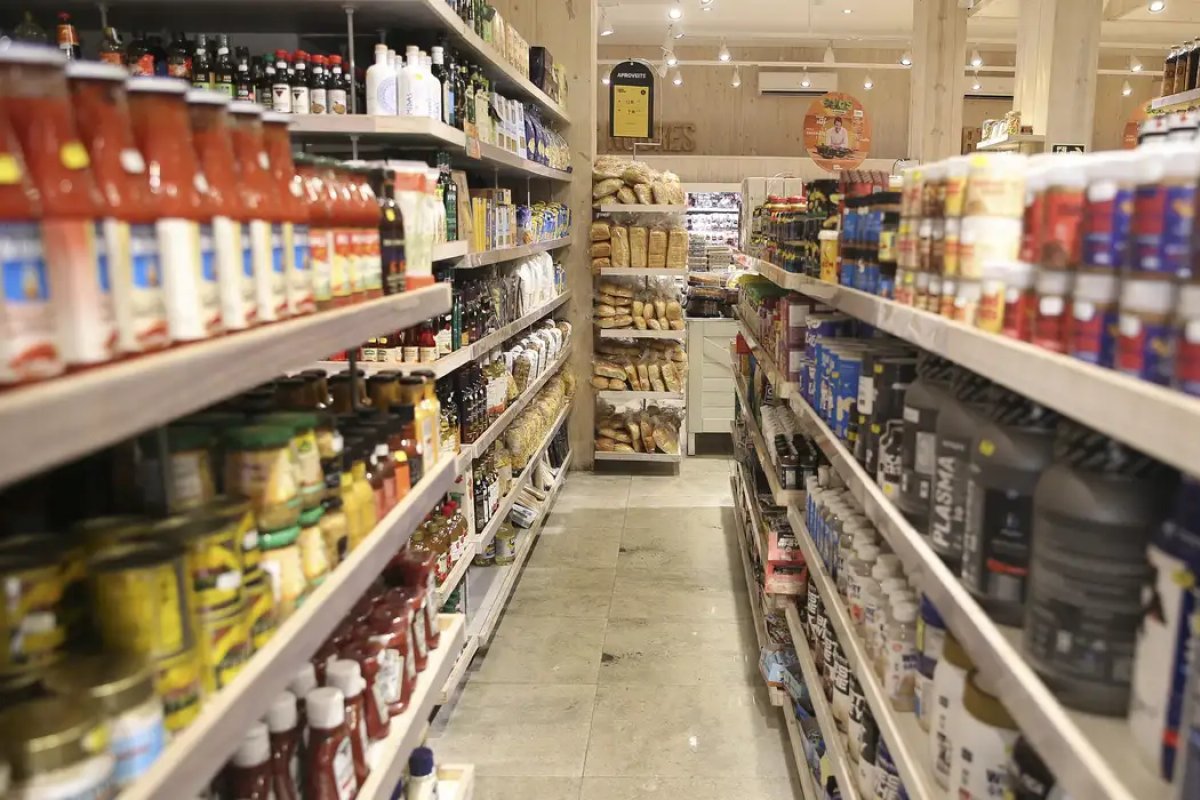 Vendas no varejo baiano avançam 7,8% em abril, indica IBGE