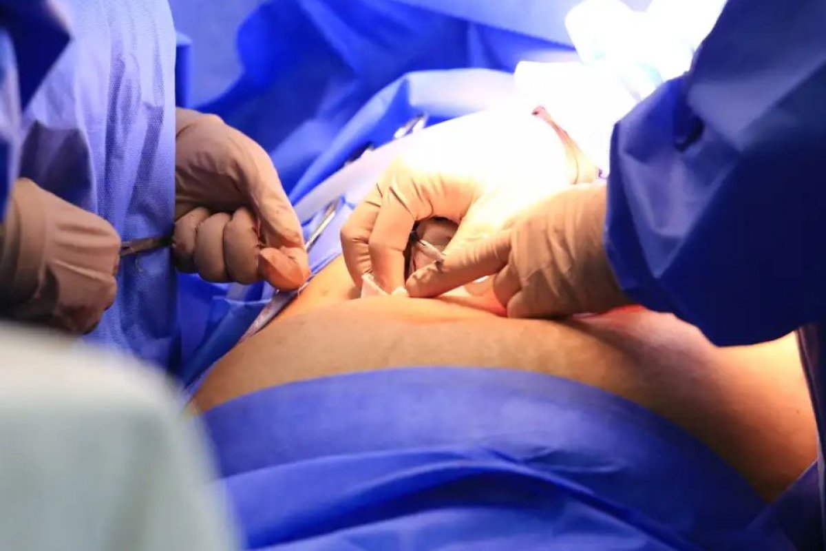 Mulheres vítimas de violência serão priorizadas em cirurgias reparadoras feitas no SUS