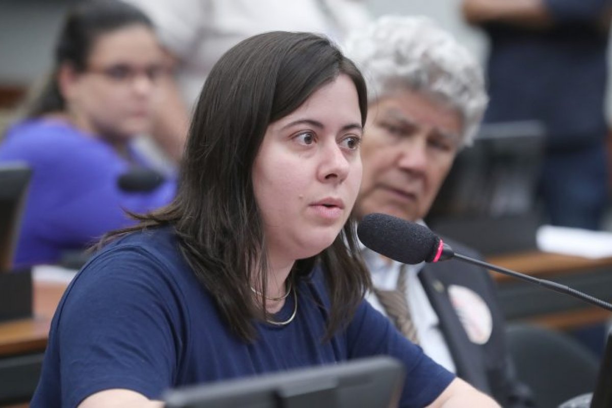 Vídeo: Psol deve contestar votação relâmpago do requerimento de urgência ao PL do aborto