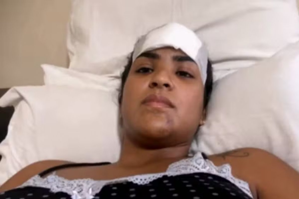 Mulher que se jogou de prédio para fugir de agressões faz vaquinha para conseguir voltar para casa