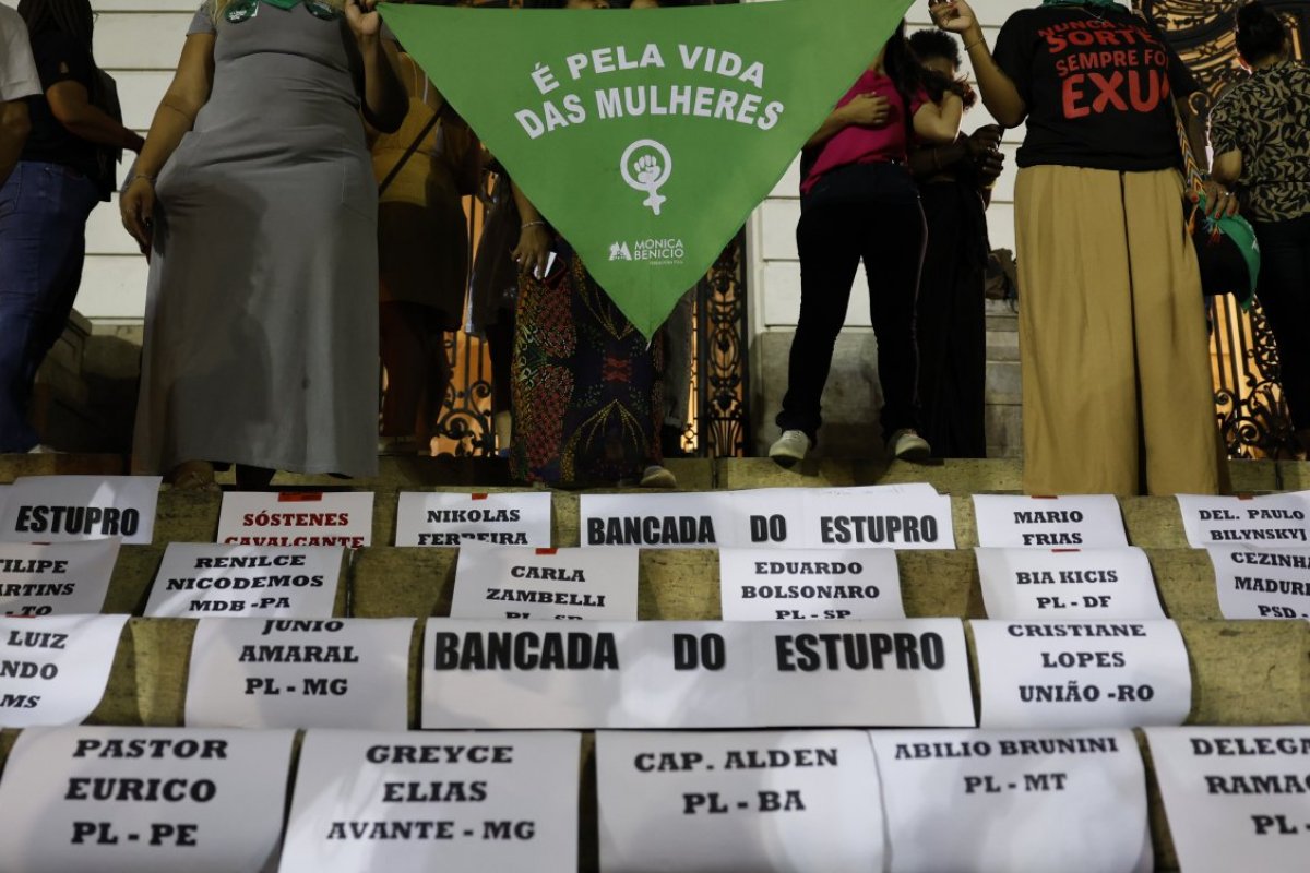 Capitais protestam contra projeto que equipara pena do aborto à de homicídio
