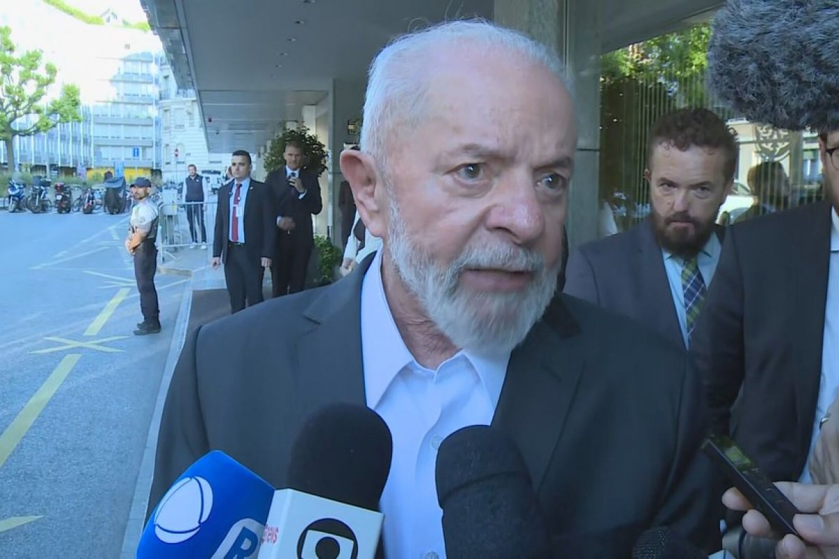 Video: "Extraordinário Ministro da Defesa", diz Lula sobre Haddad ao fazer confusão