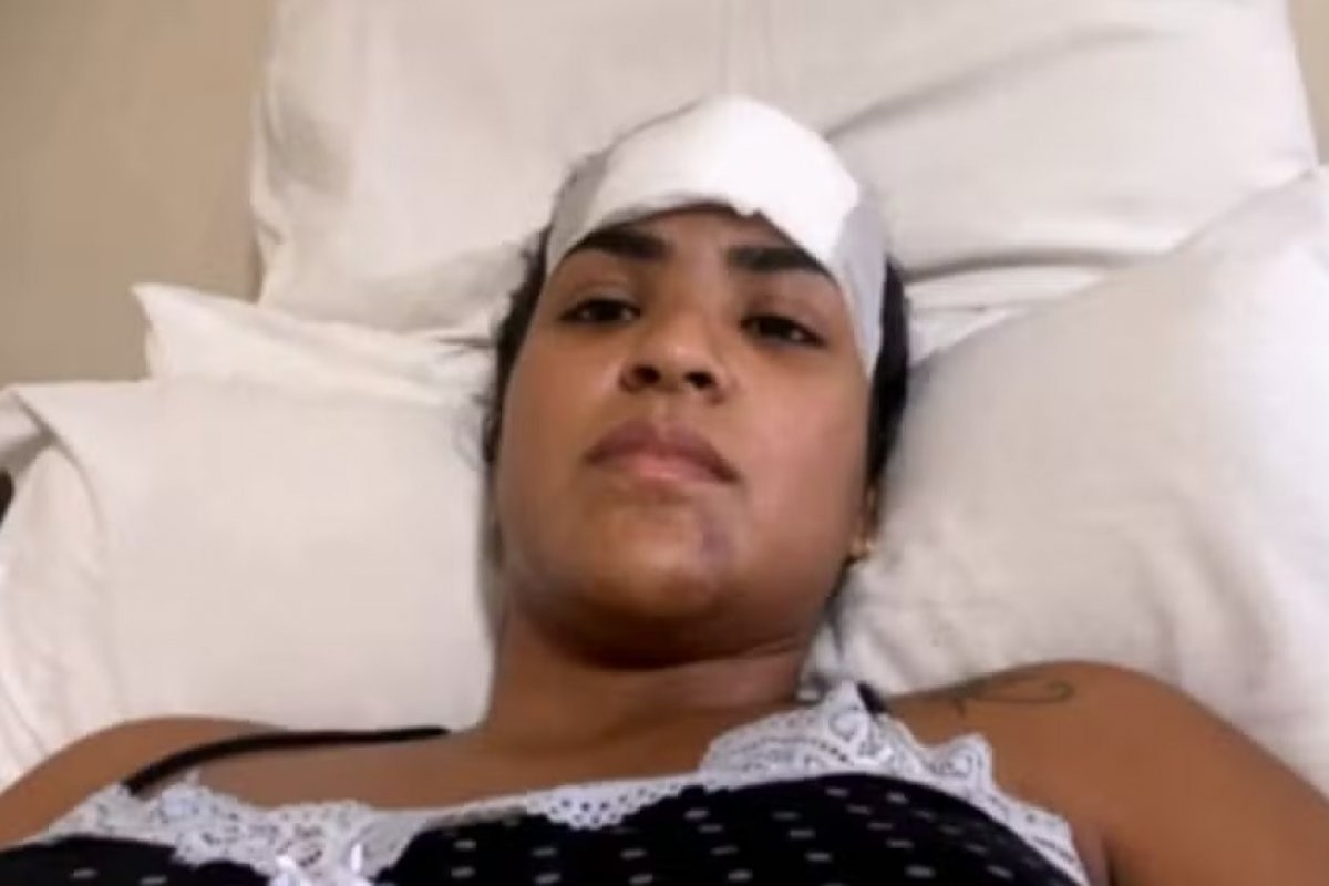 Mãe de mulher que se jogou do quinto andar para escapar de agressões teme sequelas