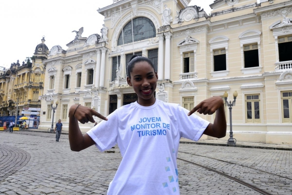 Projeto seleciona jovens para capacitação de monitor de turismo