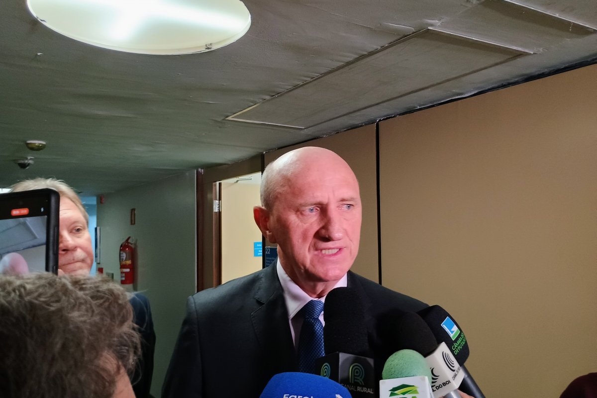 Vídeo: Ex-secretário Neri Geller diz ter sido contra leilão de arroz: 'decisão da Casa Civil'