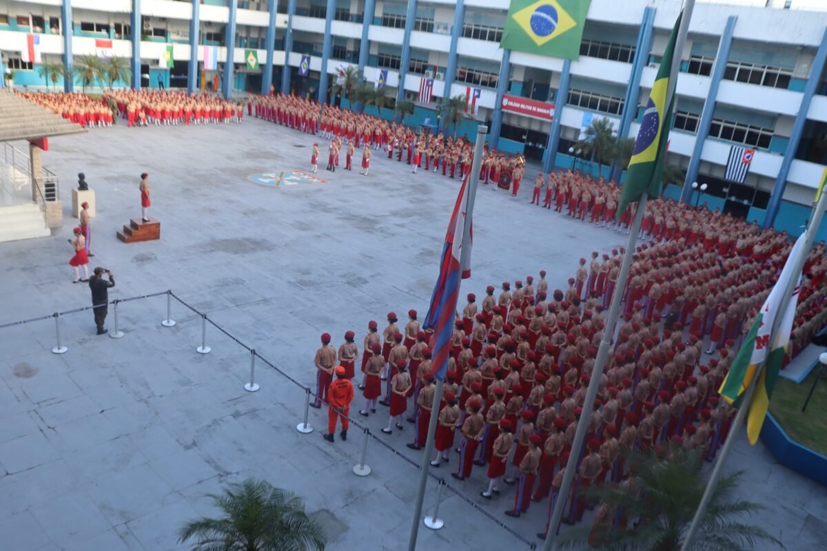 Prêmio de 'Melhor Escola do Mundo' é indicado para Colégio Militar de Manaus