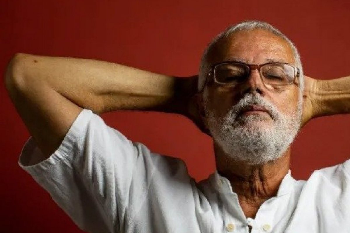 Artista baiano, Roberto Mendes é homenageado em evento no Rio de Janeiro