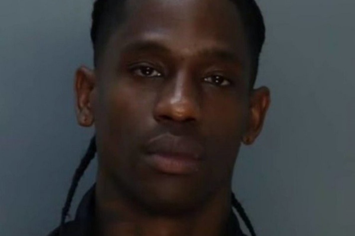 Travis Scott é preso em Miami por embriaguez e invasão de propriedade
