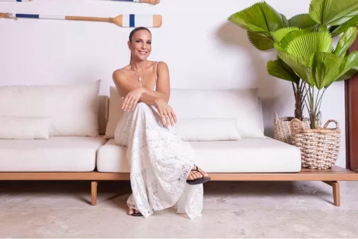 Mansão de Ivete Sangalo em Praia do Forte passa por reforma