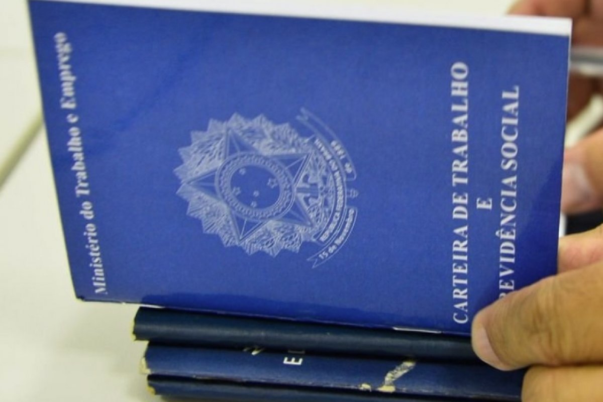 SineBahia divulga vagas de emprego disponíveis para esta sexta-feira (21)