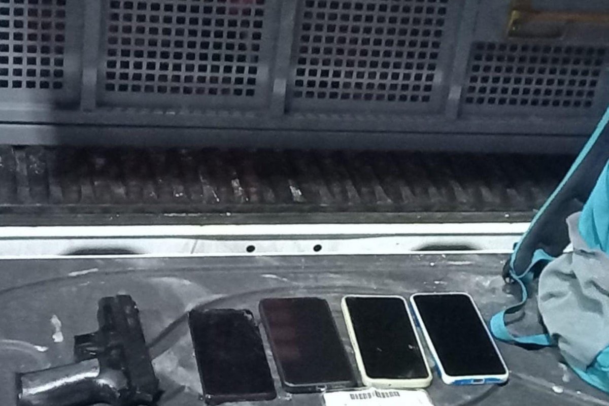 Polícia Militar prende suspeito de roubo a ônibus na BR-324