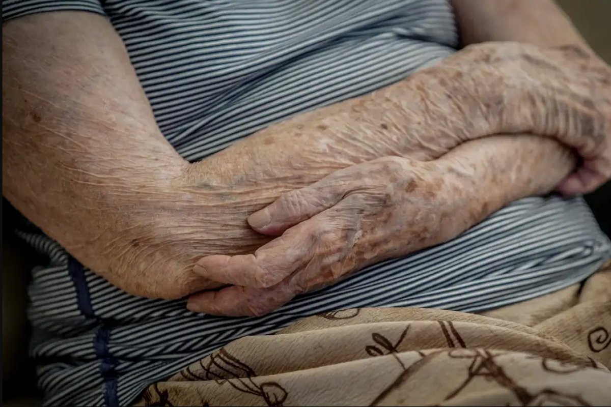 SUS terá primeiro medicamento para demência associada ao Parkinson