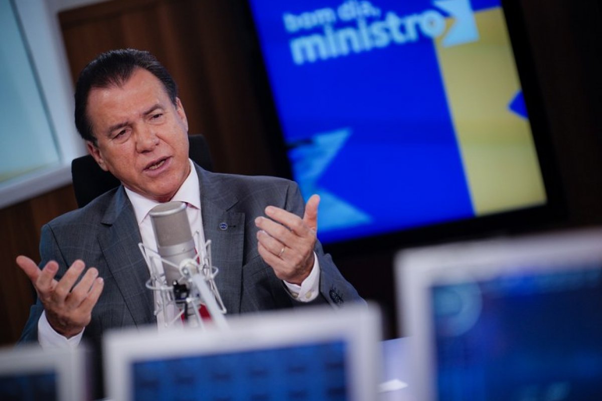 Governo oferece dois salários mínimos para cada contratado: empresas do RS têm até dia 26 para aderir