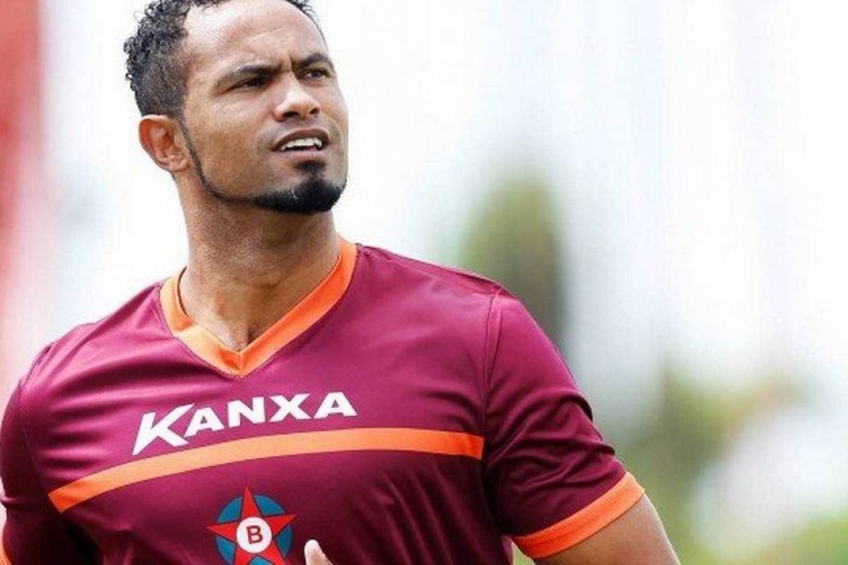 Operário (MT) desiste de negociar contratação do goleiro Bruno