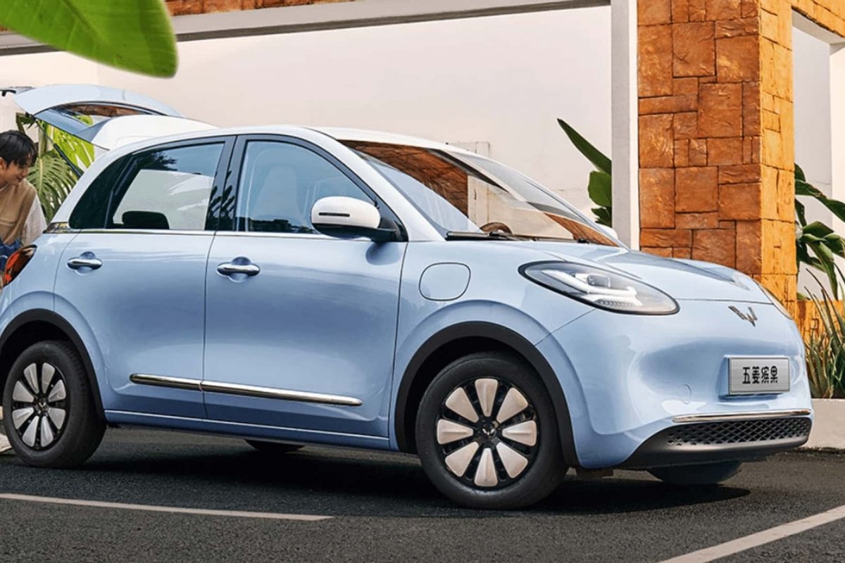 GM lança carro elétrico barato na China para brigar com BYD Dolphin