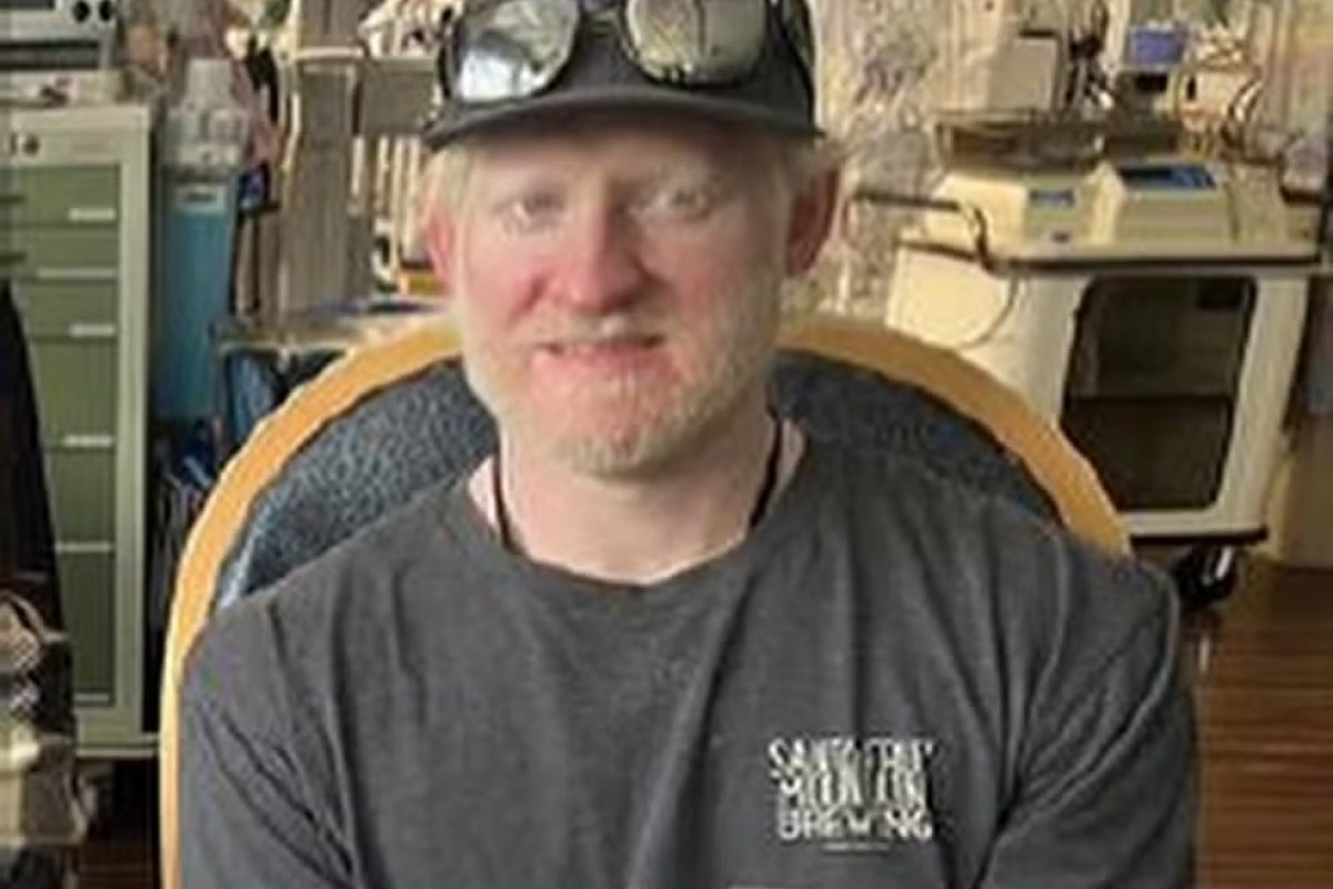 Homem é resgatado com vida após 10 dias perdido em floresta na Califórnia