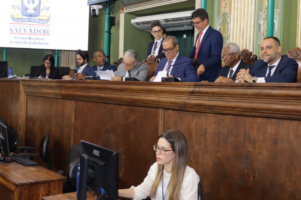 Em ano eleitoral, Câmara de Salvador interrompe recesso para votar projeto de Bruno Reis
