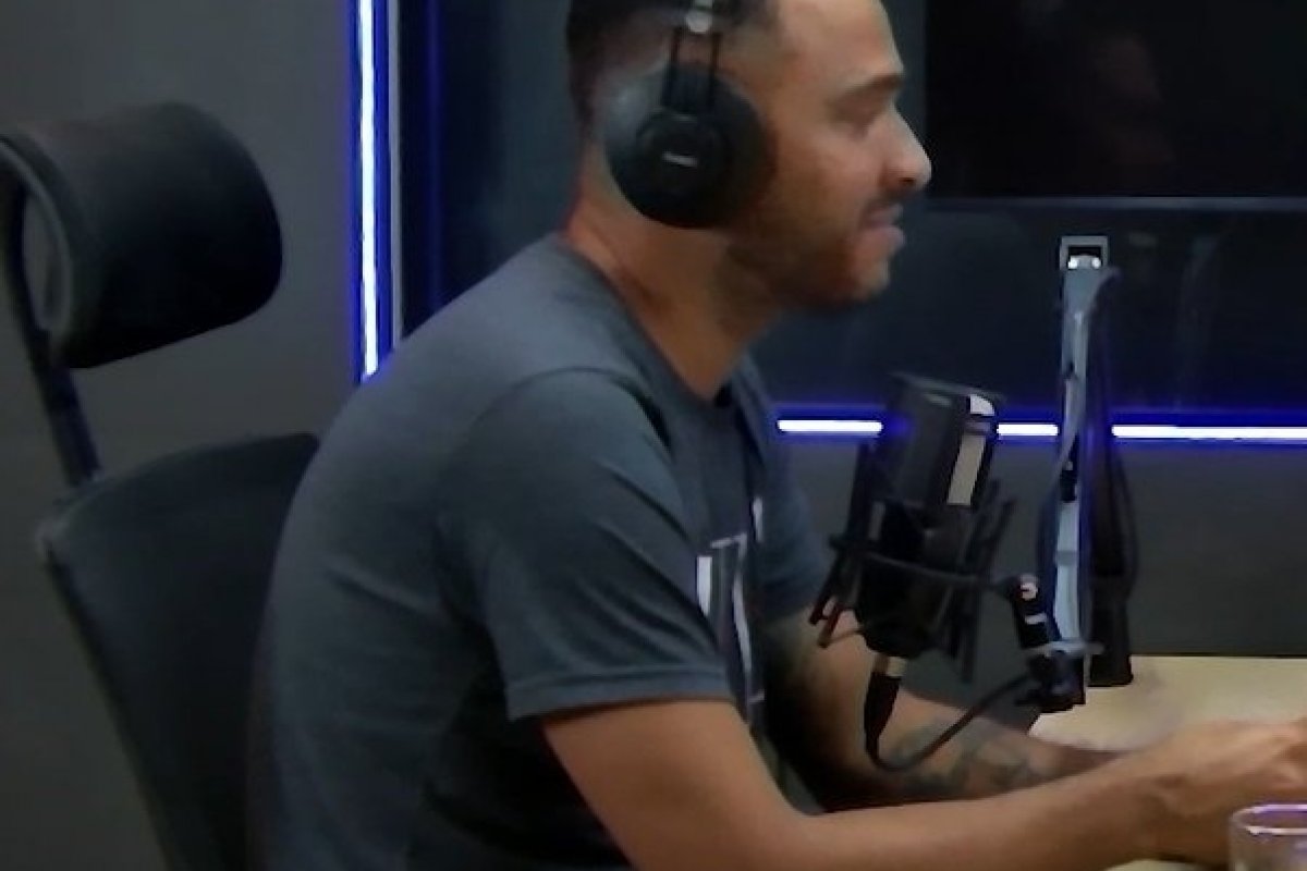 Vídeo: "Luan veio que nem entrou, praticamente", comentou Alan Dantas durante "Fala Bola"