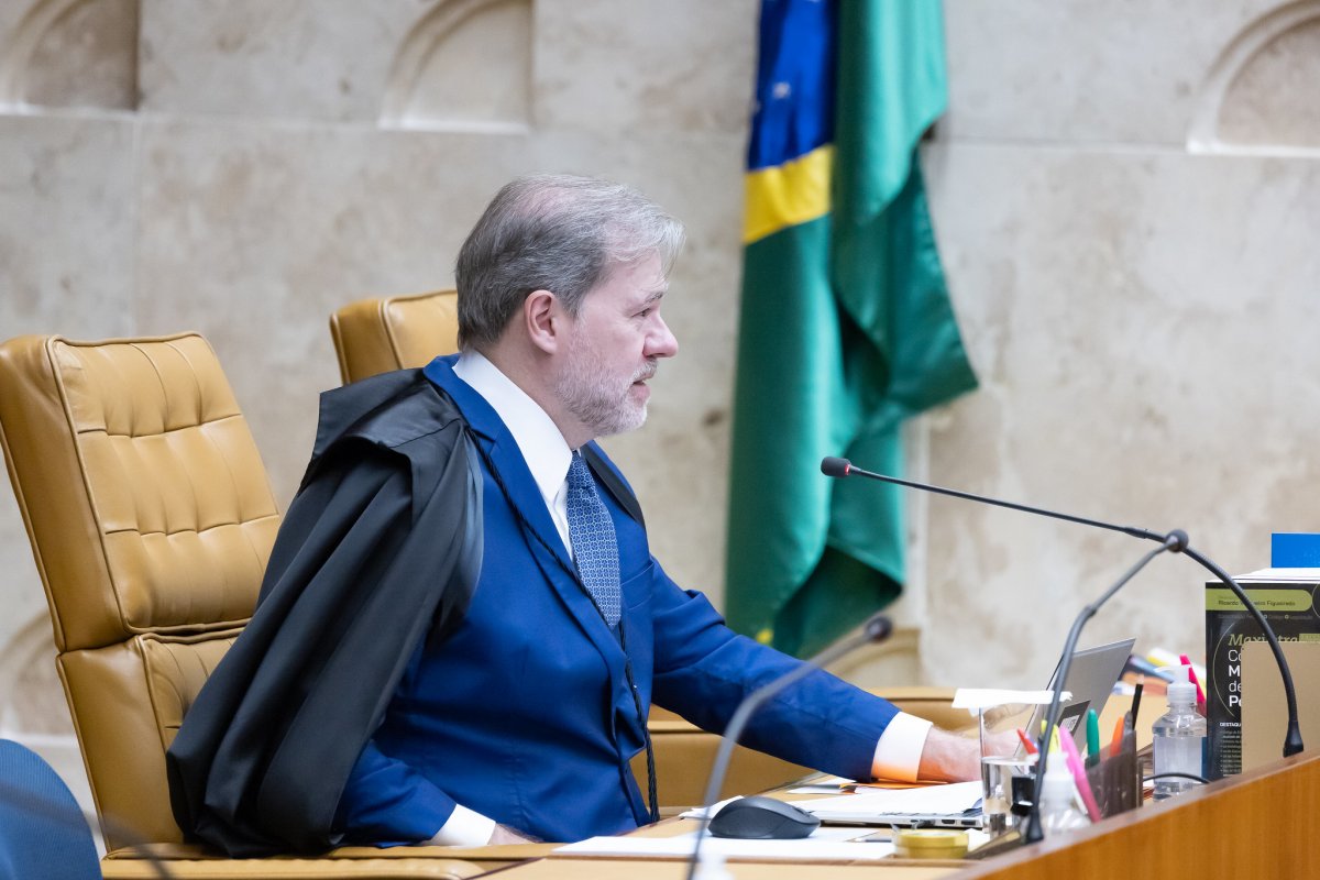 Toffoli brinca com Moraes e o chama de 'censor-geral da República' em julgamento de drogas