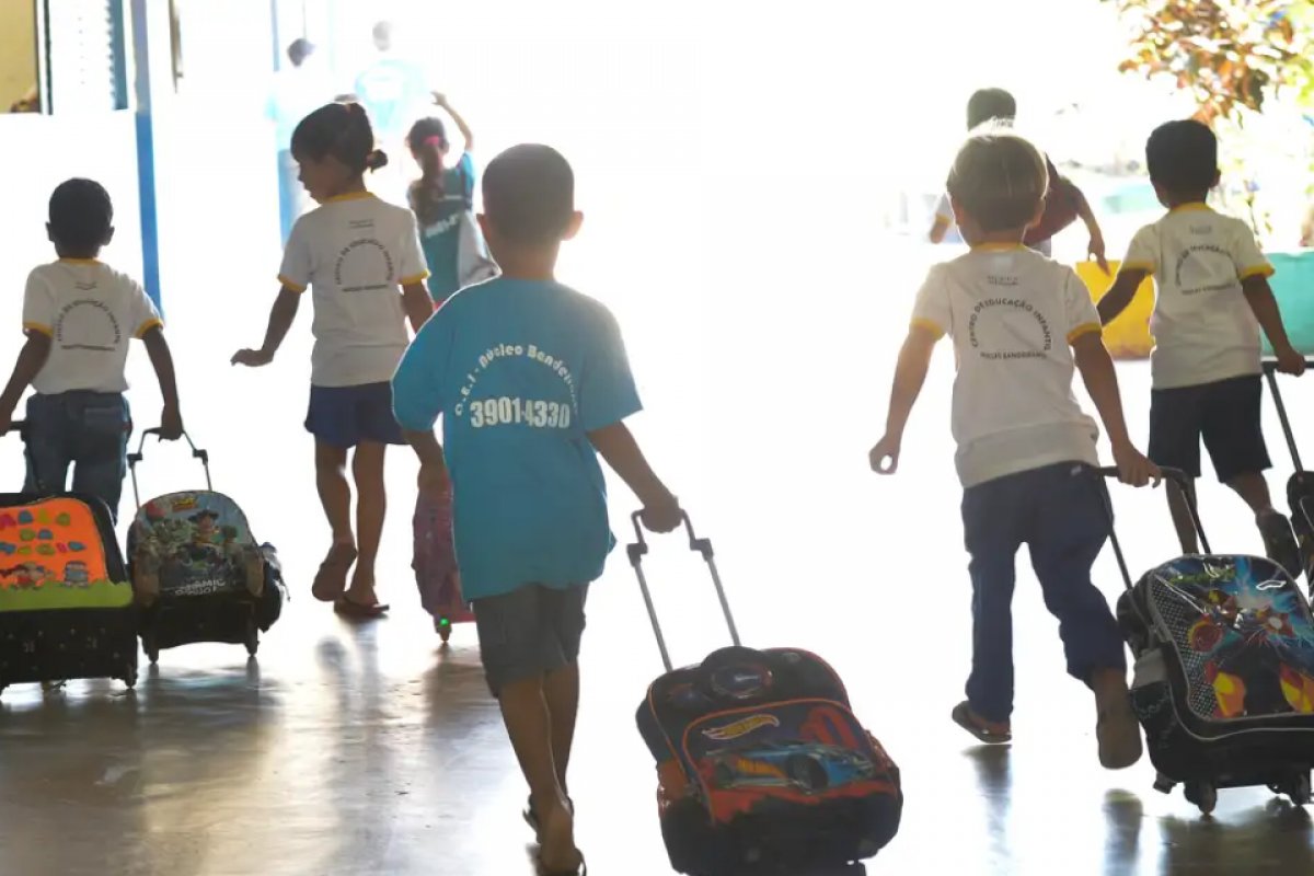 Quase 60% das crianças mais pobres nunca frequentaram creche ou pré-escola