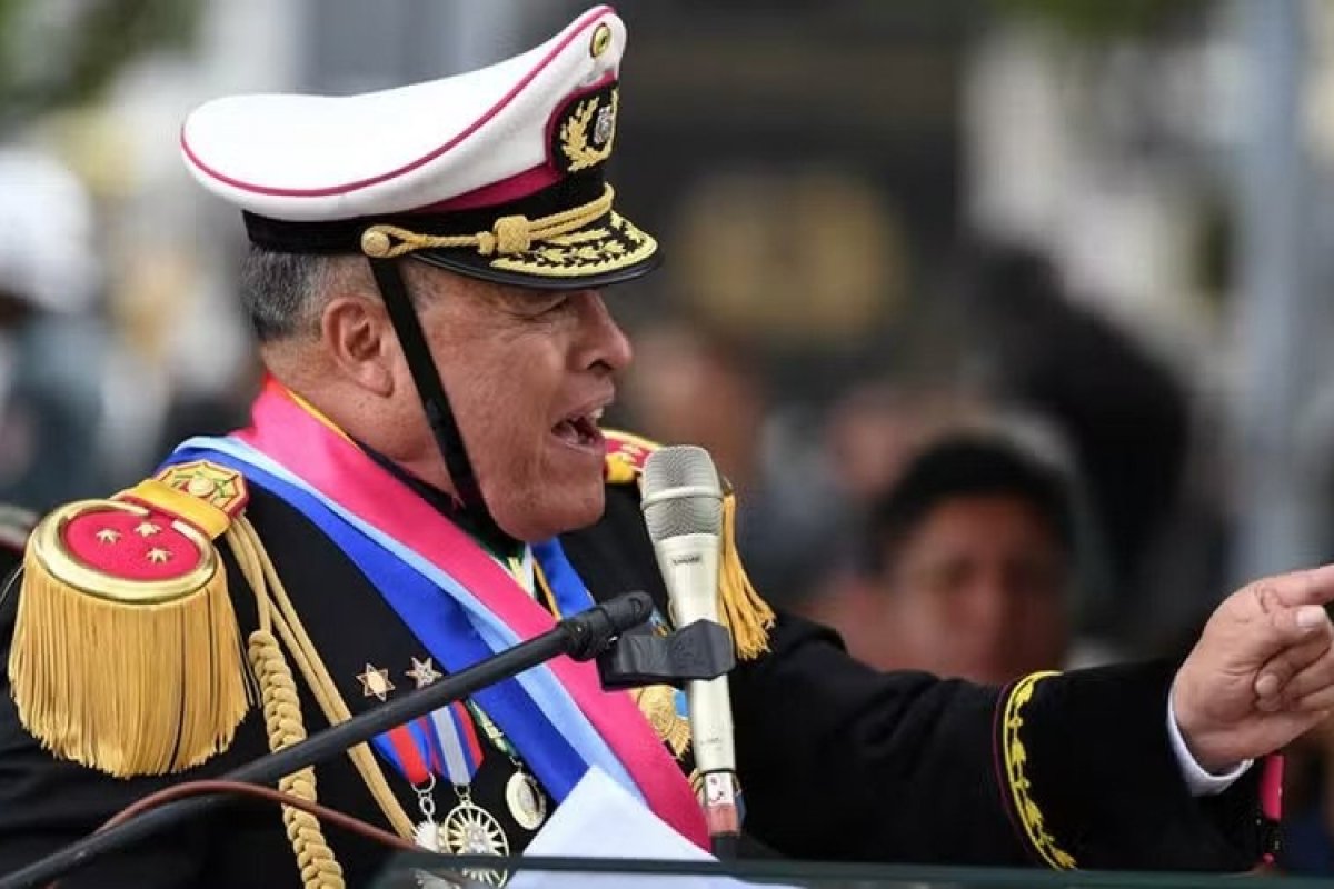 Juan José Zuniga é preso após tentativa de golpe