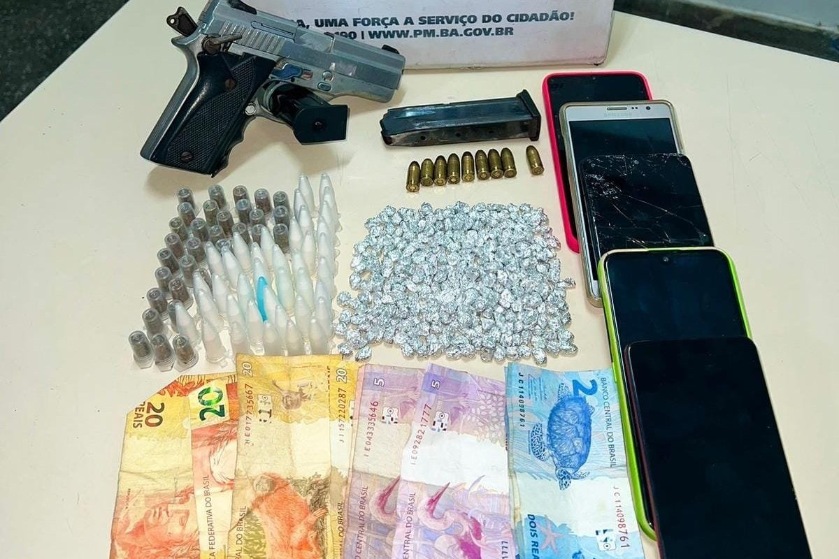 Três são presos e mais de 200 pedras de crack apreendidas na Região Metropolitana de Salvador