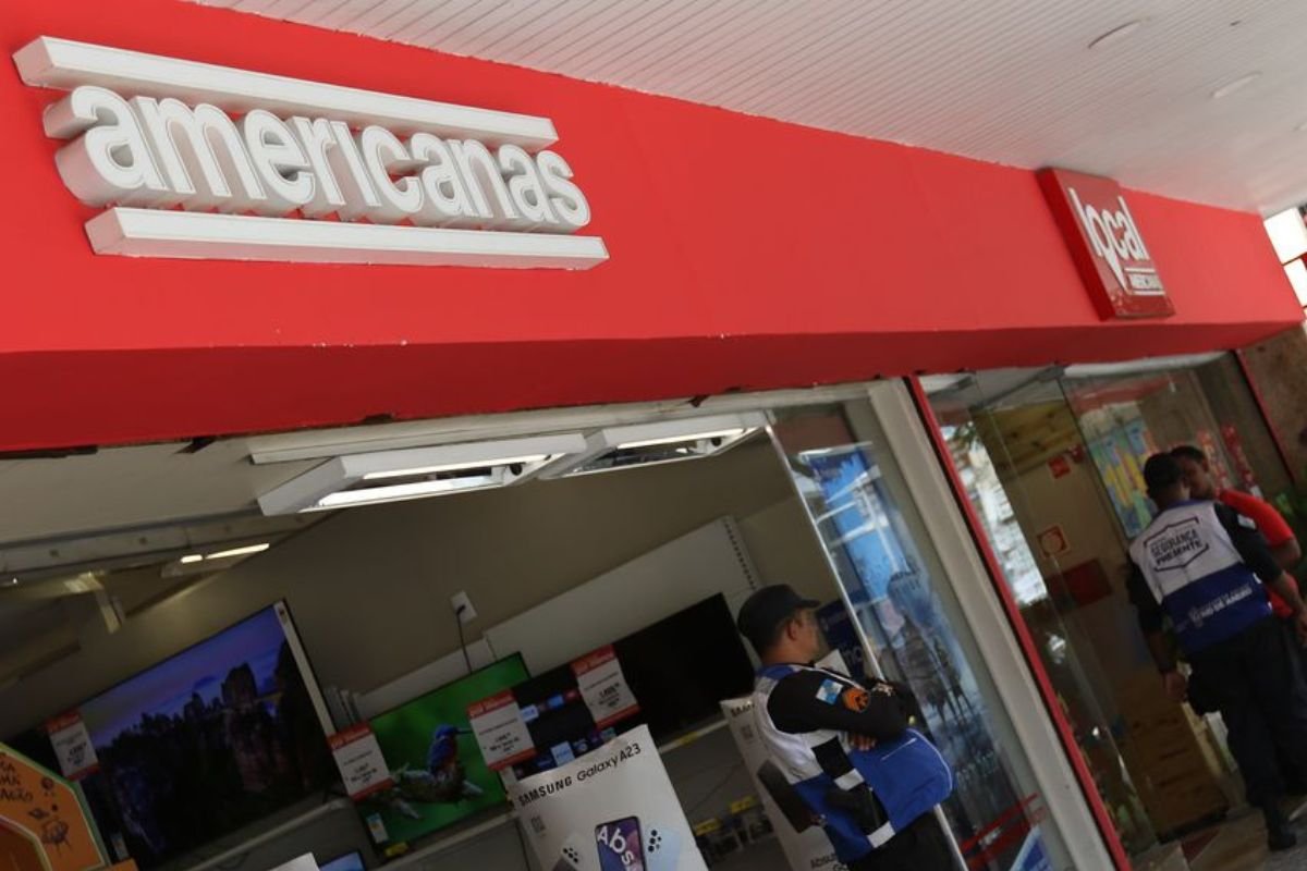 Juiz revoga prisão em troca de ex-diretora da Americanas se entregar em Lisboa