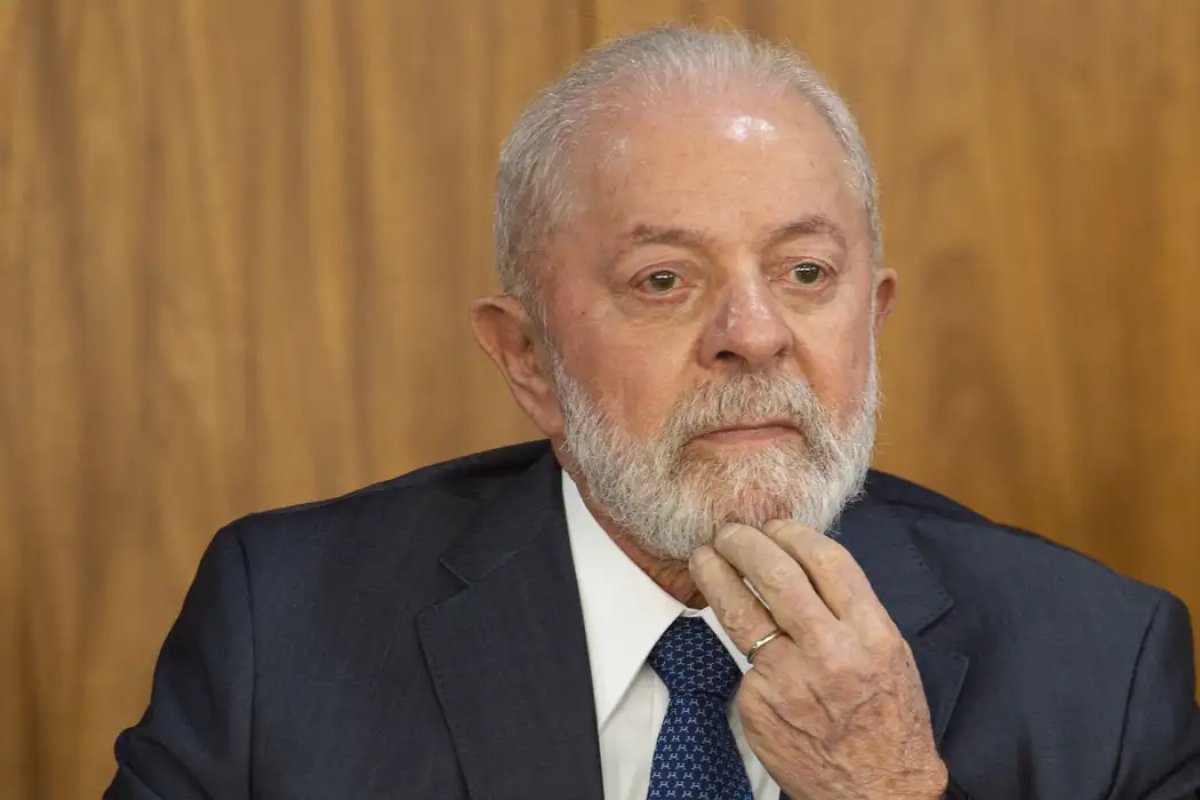 Resistência de Lula a corte de gastos prolonga vaivém na política fiscal