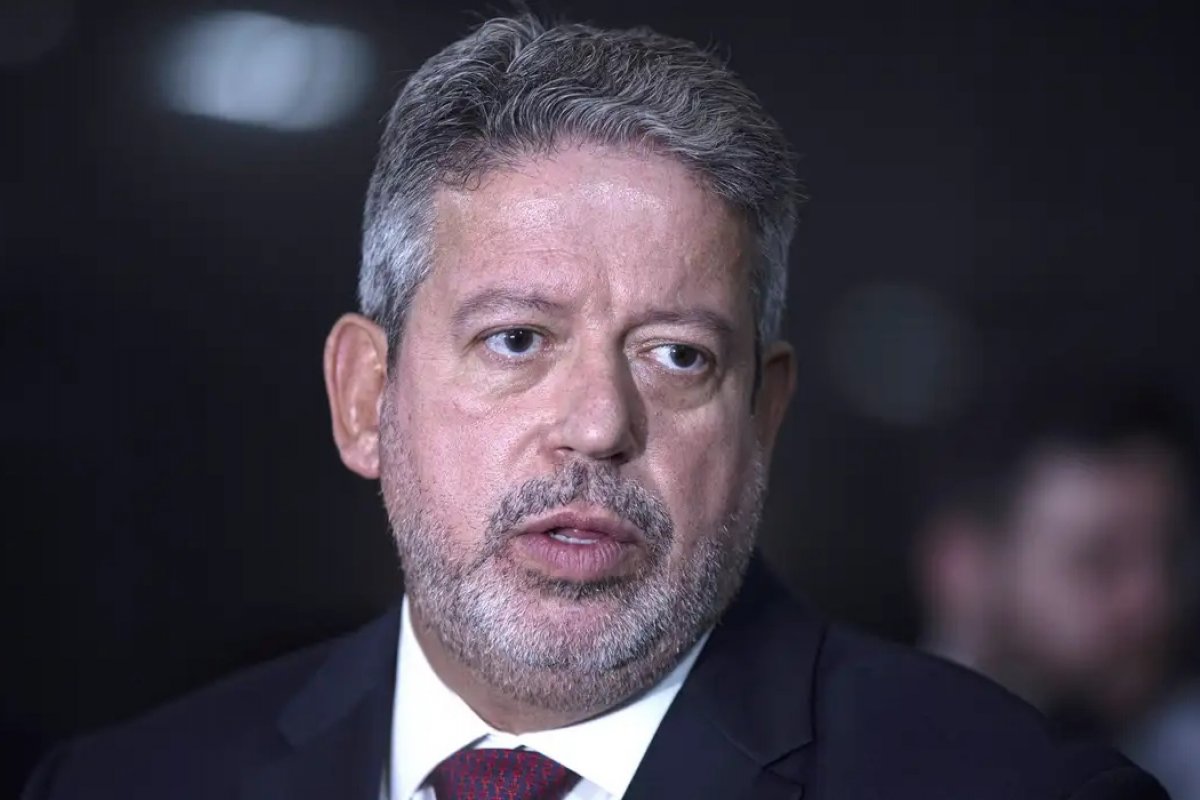 Lira diz que não haverá perdão a desrespeito a cotas para mulheres em PEC da Anistia