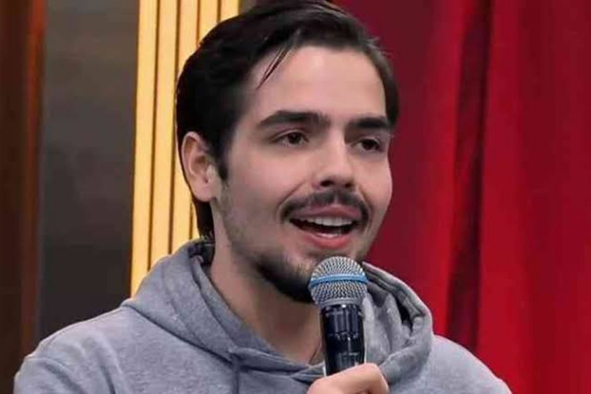 João Silva vai estrear nas noites de domingo da Band!