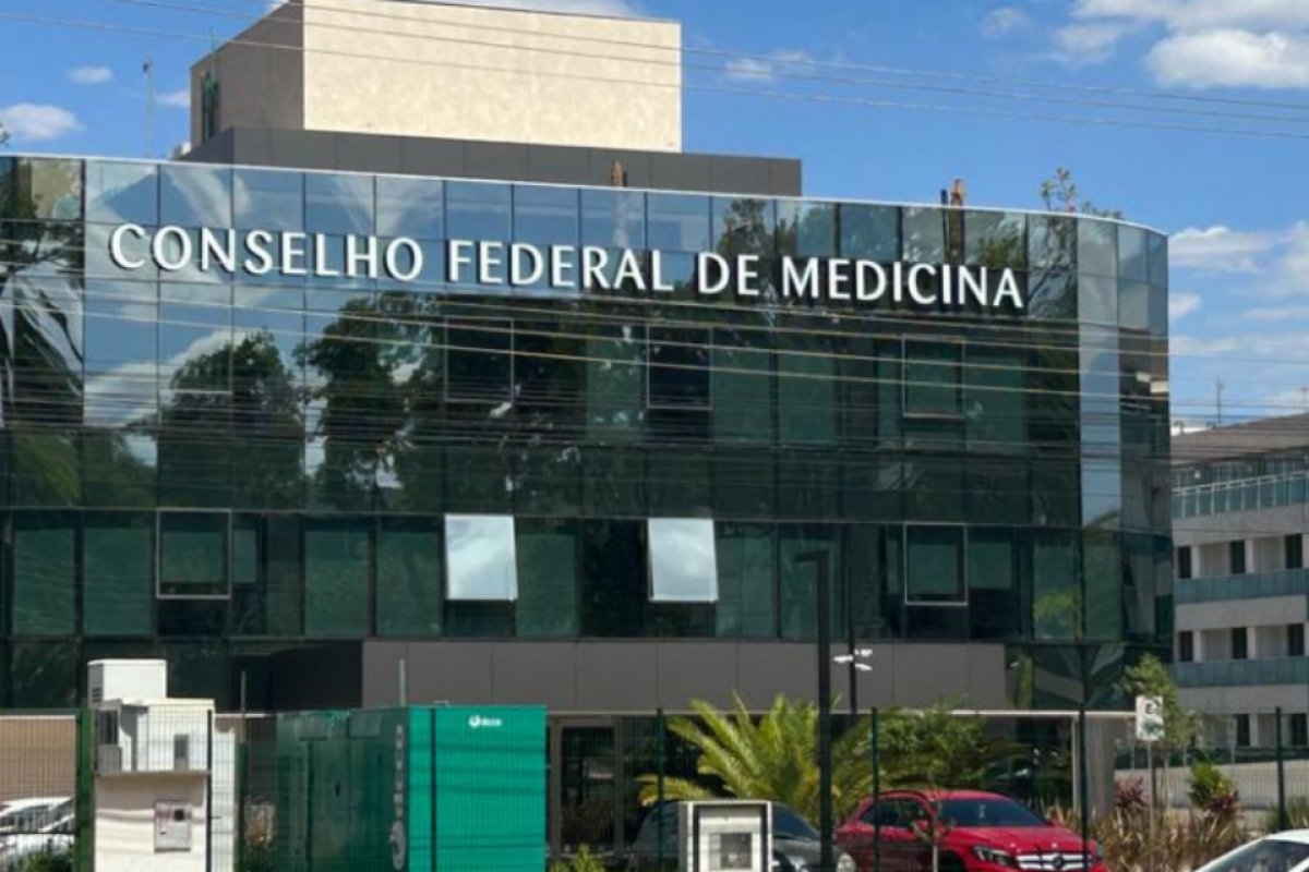 Conselho Federal de Medicina nega ligação com Projeto Antiaborto e defende serviço legal