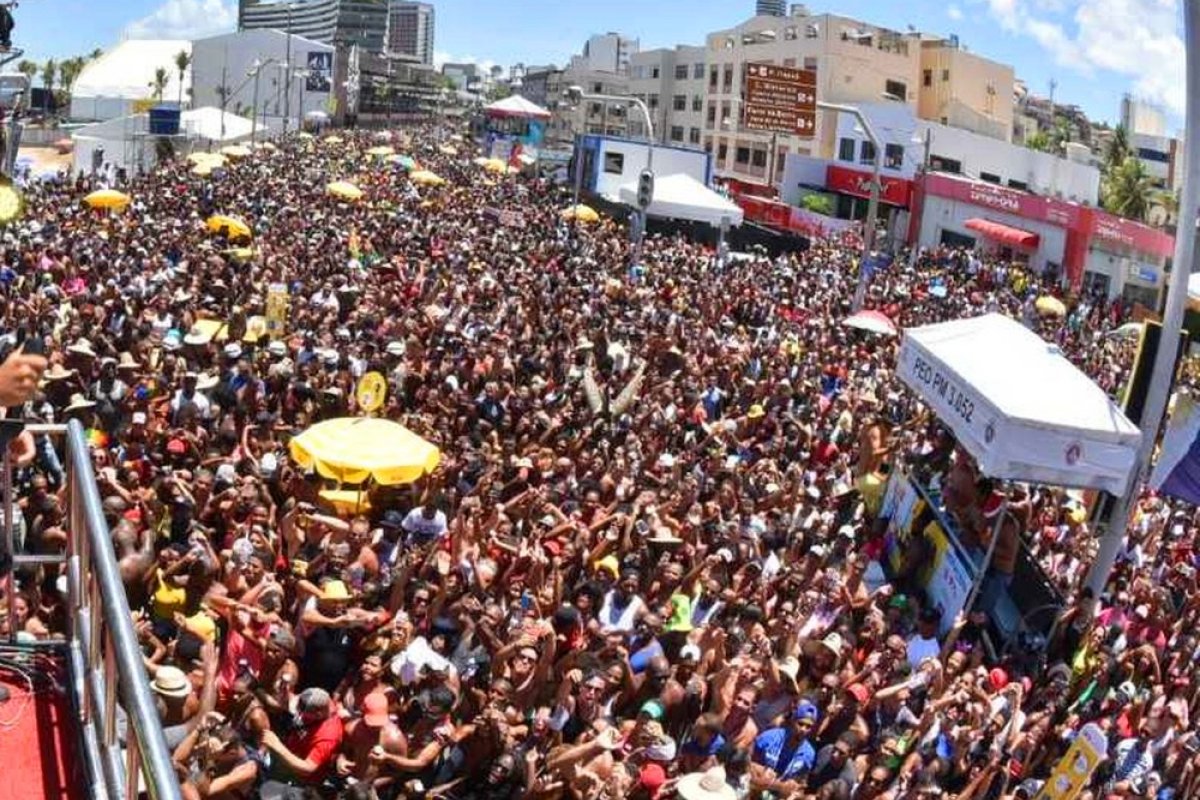 Carnaval: Abertas inscrições para bares, balcões ou depósitos de bebidas