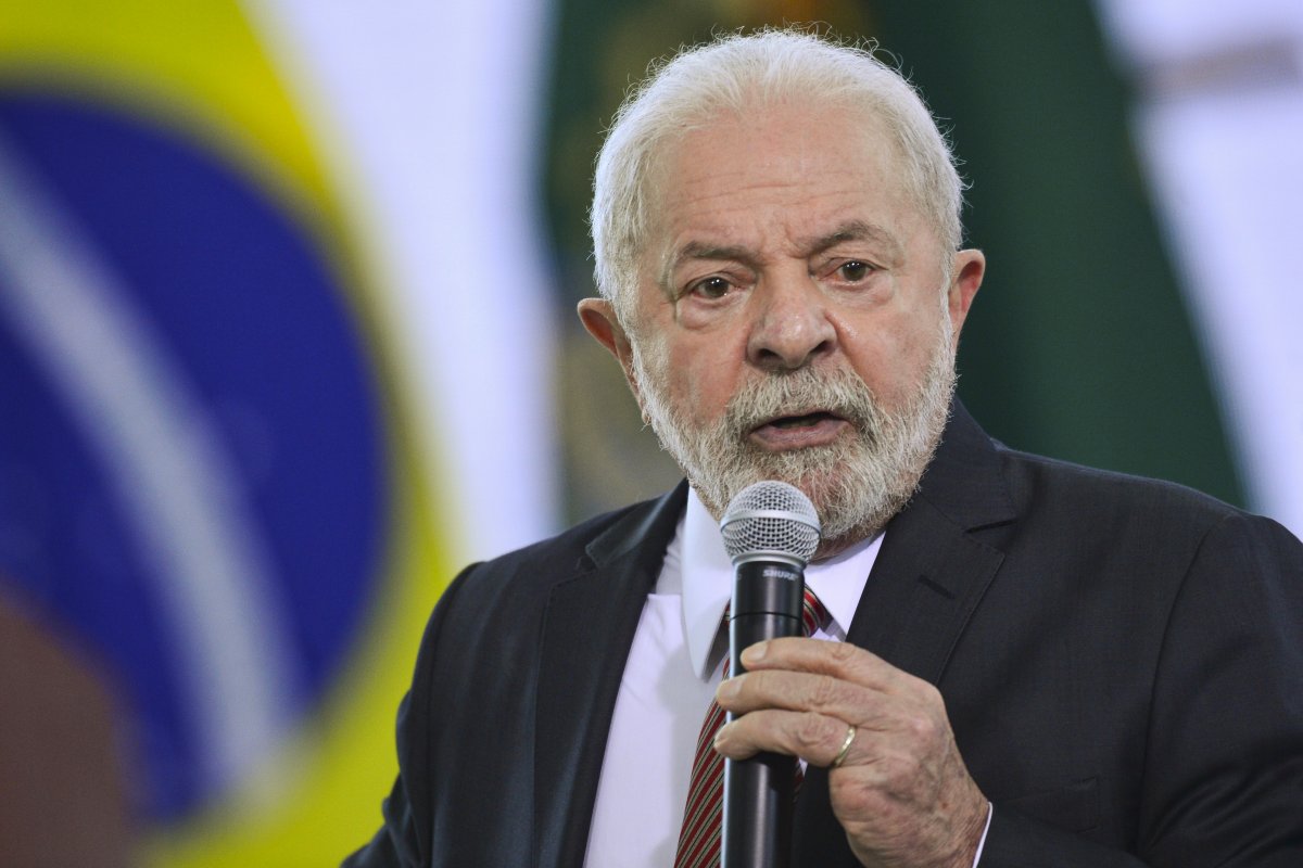 "Eu jamais vou tomar a atitude de congelar preços", afirma Lula sobre garantia de compra de produção