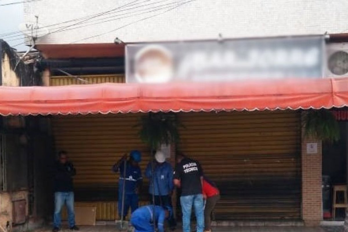 Bar com mais de R$ 5 mil em dívidas de água é flagrado com 'gato' na Cidade Baixa, em Salvador