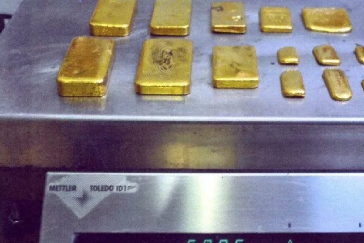 Chinês é preso no Aeroporto de Guarulhos com mais de R$ 2,7 milhões em barras de ouro